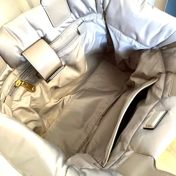 Tory Burch Ella Puffer Tote - Picture 5 of 11